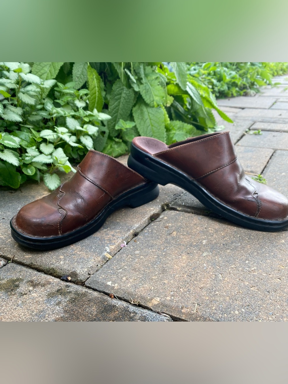 Clarks Brown Leather Mule Clogs — Size 6M Summer Sale